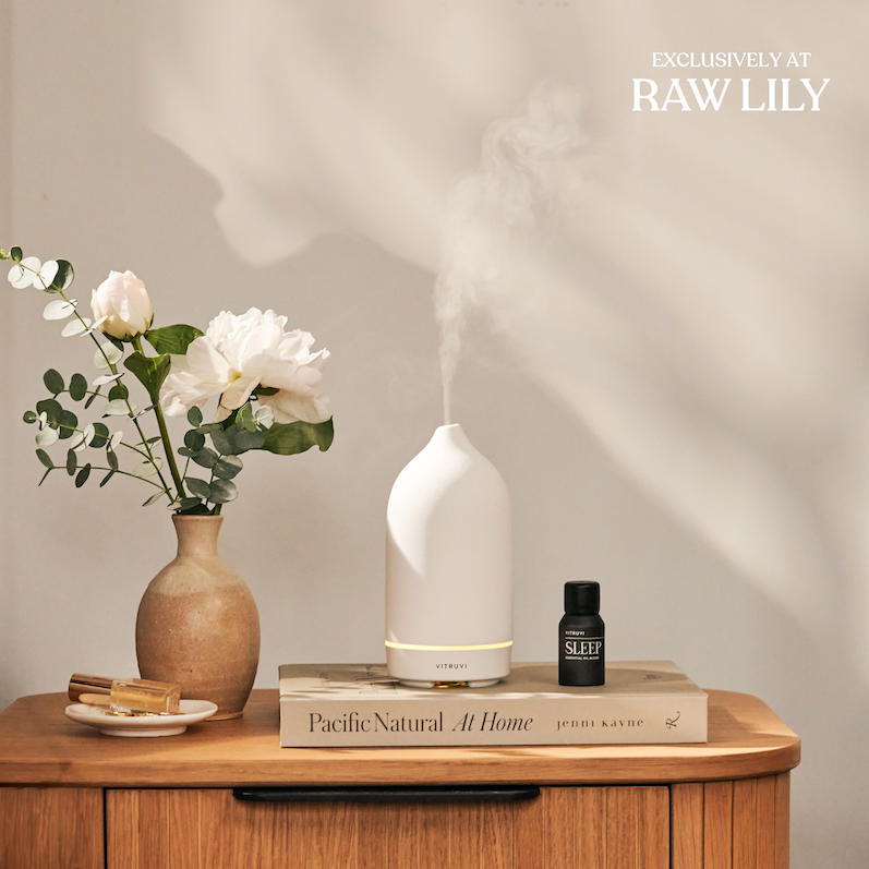 #giveaway - 2 Raw Lily Vitruvi oil diffusers with signature blend kit (HK$1,430 value each)