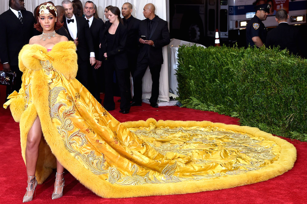 Rihanna wearing the now-iconic Gui Pei gown at the 2015 gala