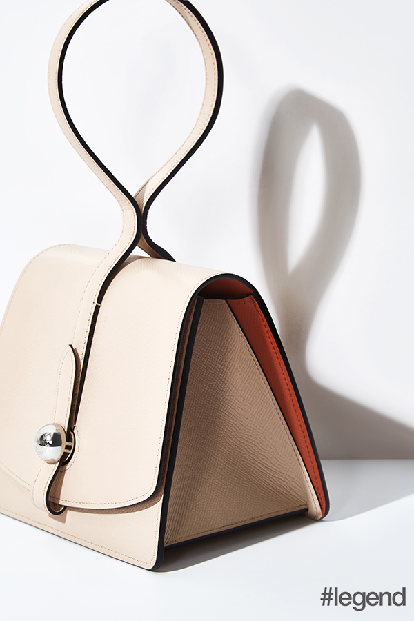 Madeleine clutch_Moynat