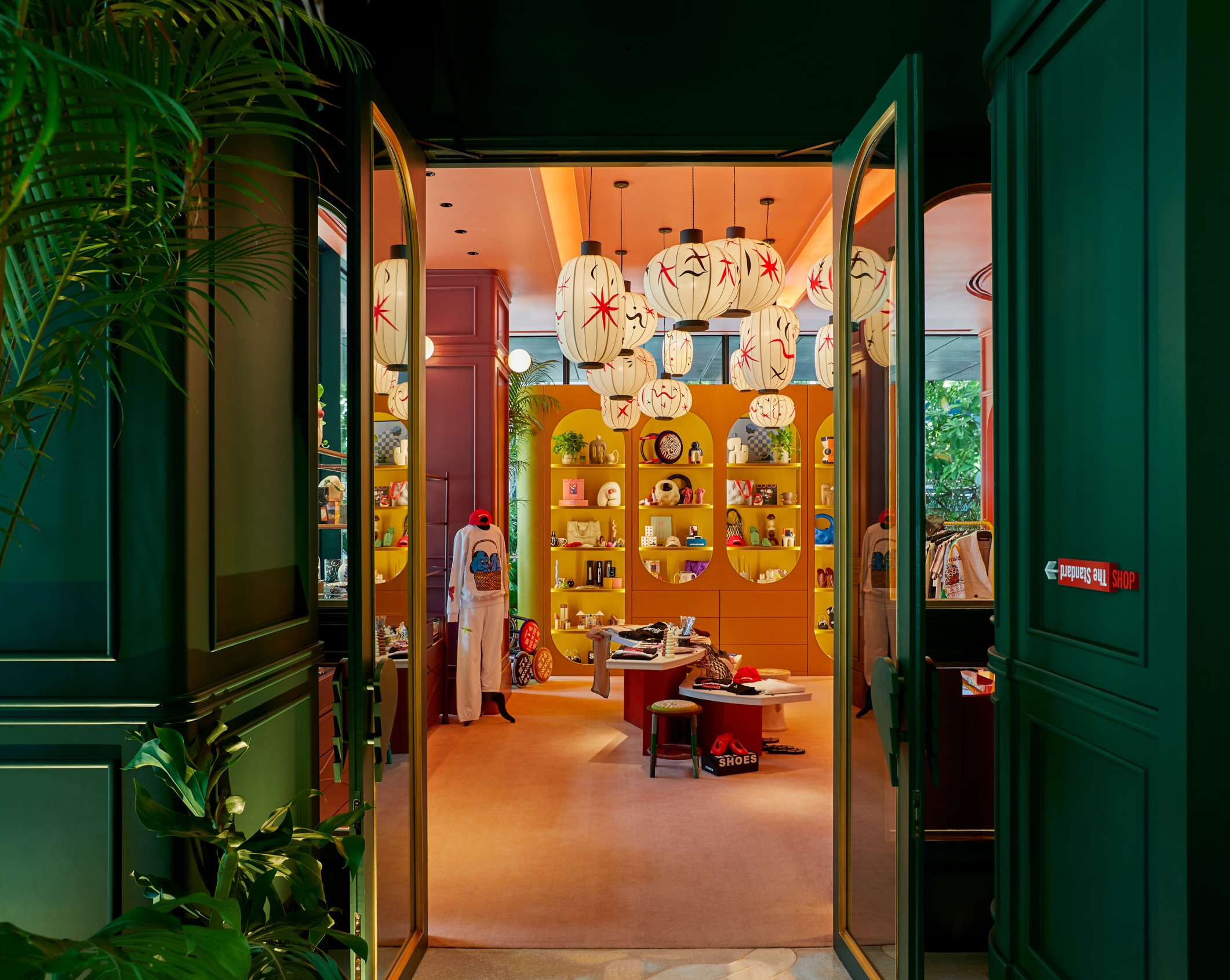 The Standard has unveiled its retail collection "The Jet Set" to celebrate its 25th anniversary