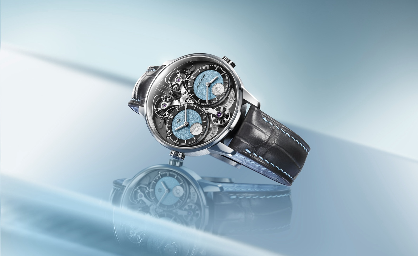 Armin Strom unveils the exclusive model Dual Time Resonance GMT