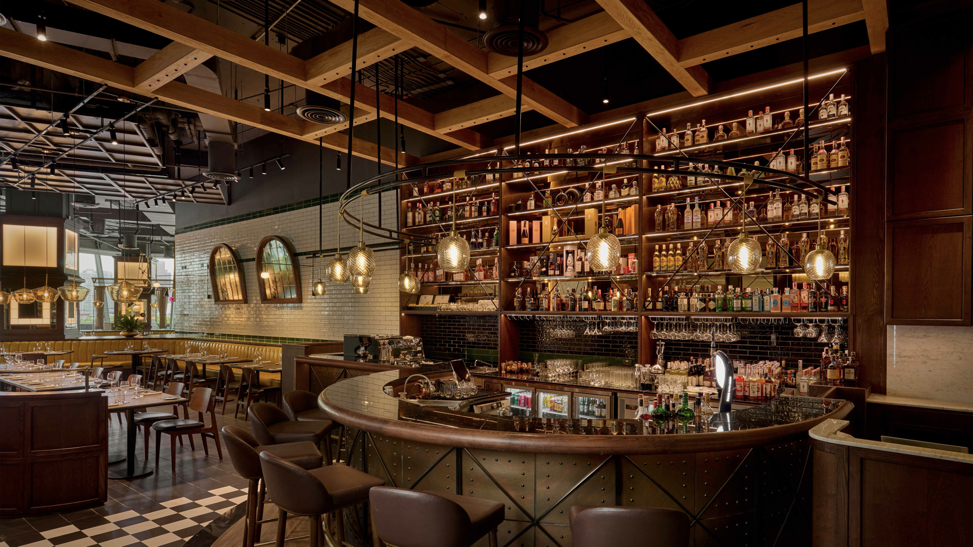 Gordon Ramsay Bread Street Kitchen & Bar makes its grand debut at ICONSIAM