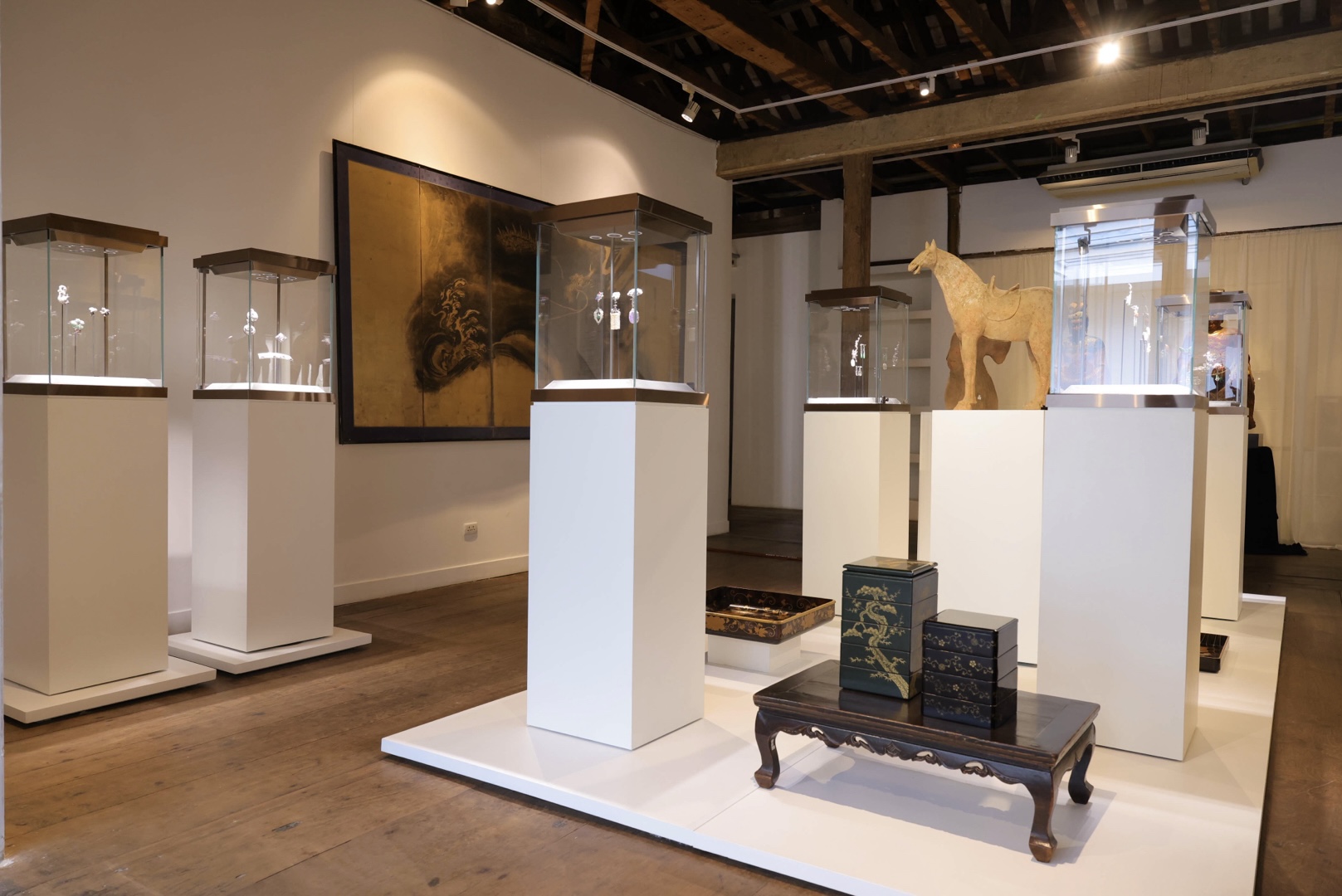CHAVANA celebrates 110 Years of excellence with the grand exhibition Timeless Treasures