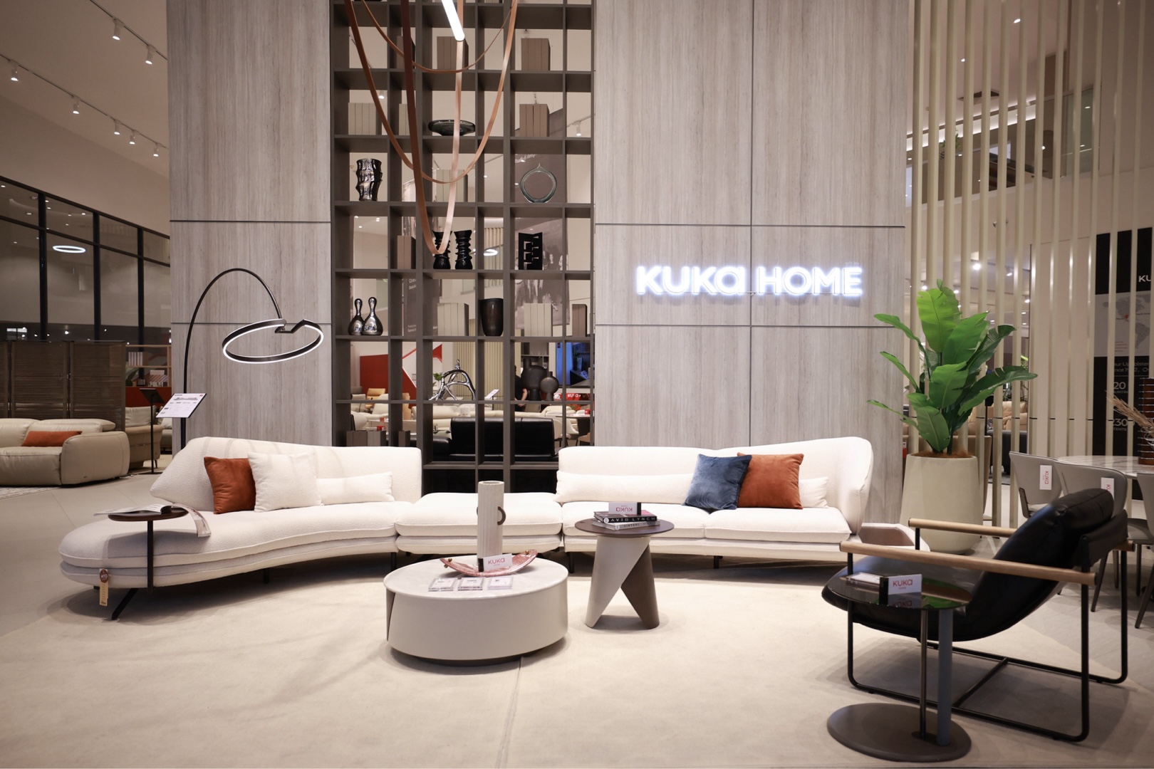 KUKA Home unveils a new concept store for a complete home living experience