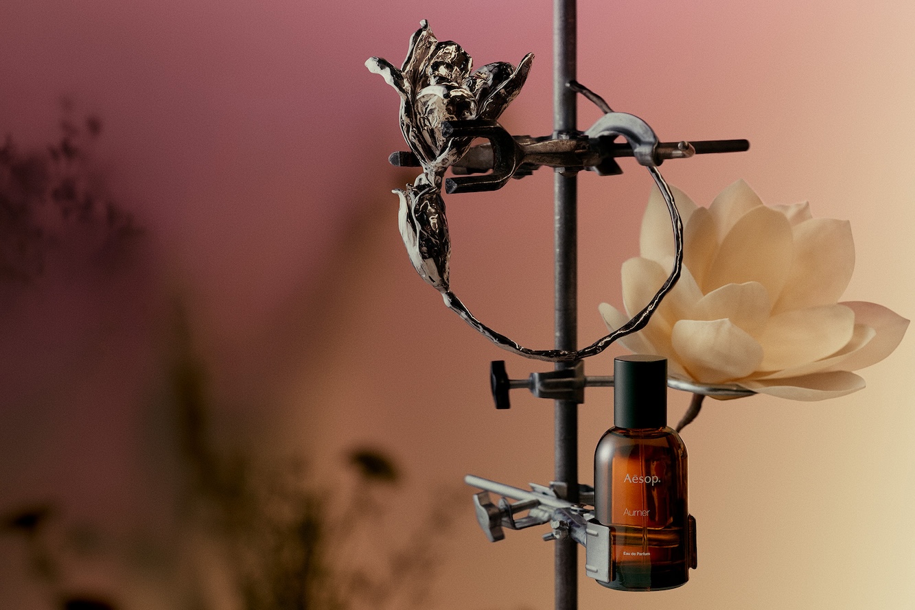 Aesop’s Aurner Eau de Parfum: A Bold Fragrance Collaboration with Patcharavipa Bodiratnangkura