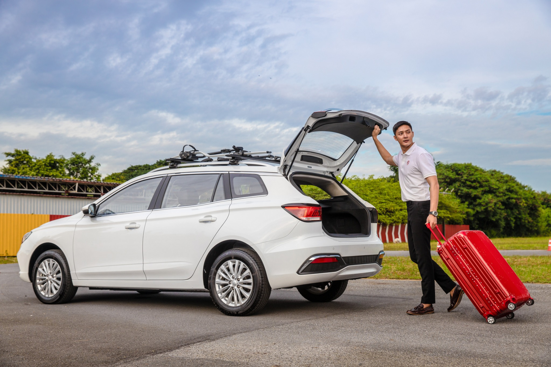 MG EP PLUS (MY22) A spacious electric vehicle with full functionality, ideal for families