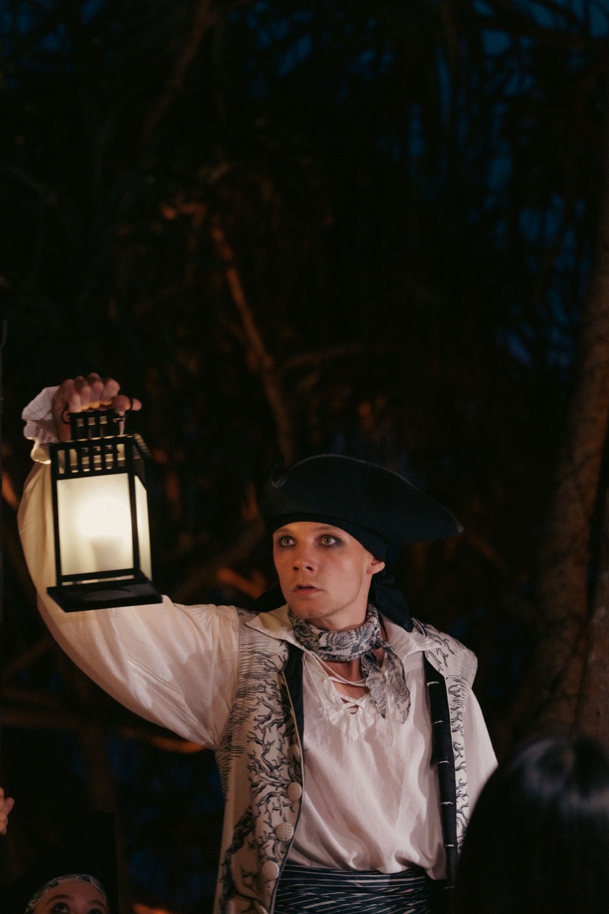 Van Cleef & Arpels - Treasure Island
