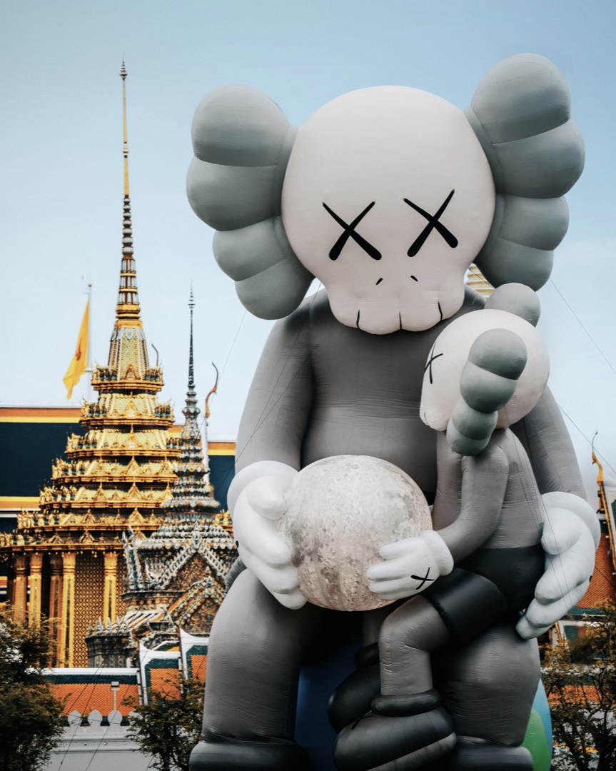 KAWS:HOLIDAY THAILAND
