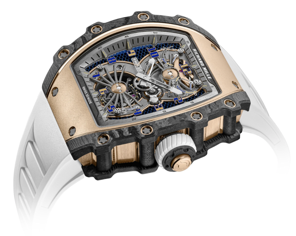 The RM 21-01’s red gold case is reinforced with an exoskeleton in Carbon TPT.
